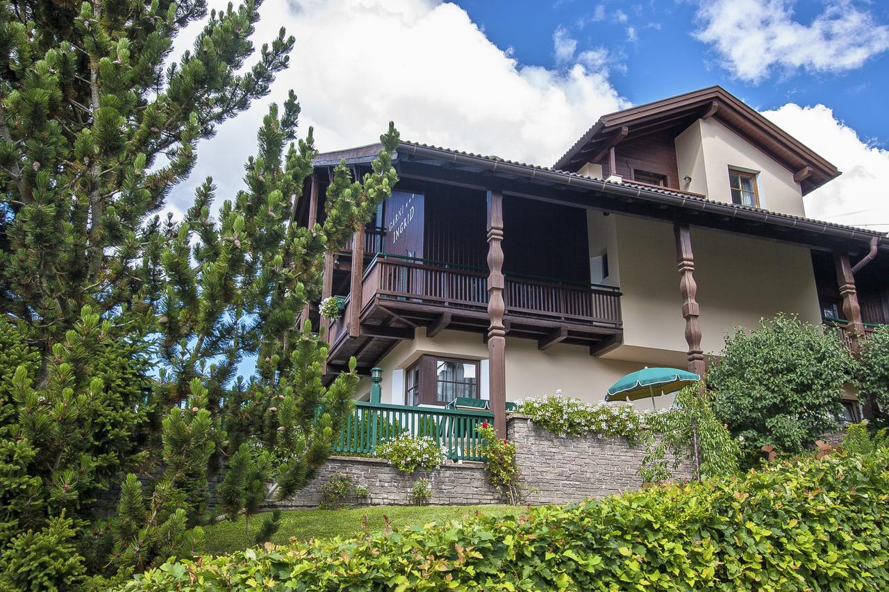 Panorama Garni Ingrid Hotel Dobbiaco Ngoại thất bức ảnh